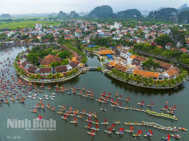 Phát triển đô thị Ninh Bình thành trung tâm du lịch sinh thái văn hóa cấp vùng đồng bằng sông Hồng